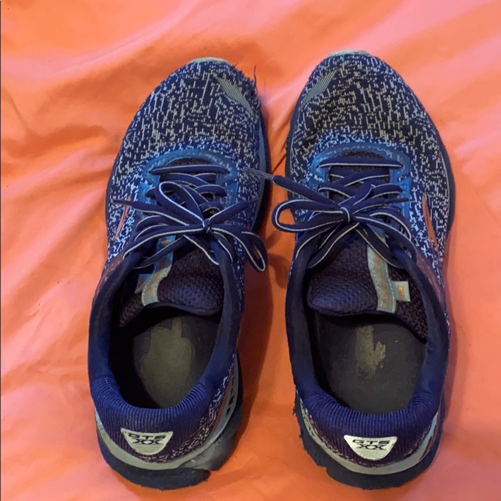 Brooks Adrenaline Gts 20 running shoes